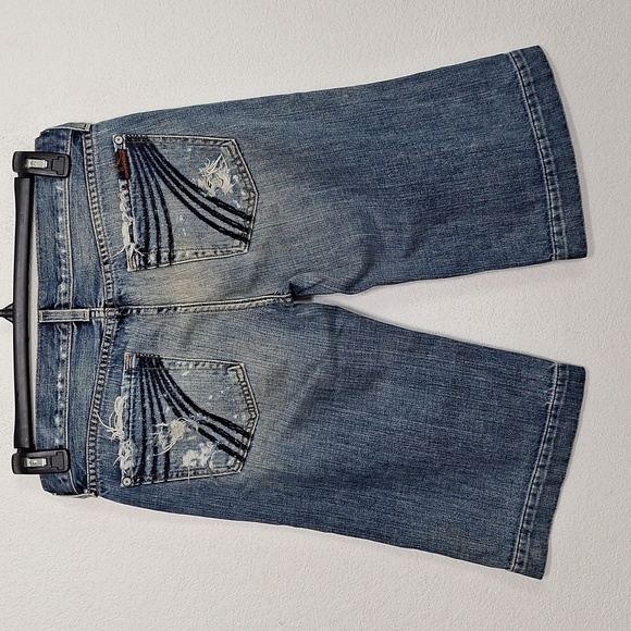 7 For All Mankind Distressed Streetwear Bermuda Grunge Jean Shorts Size 28 - Picture 4 of 10